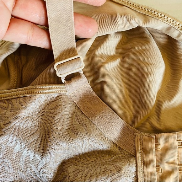 46D Wire Free Bra Playtex NUDE 18 Hour Seamless Side/Back Smoothing - Picture 11 of 14